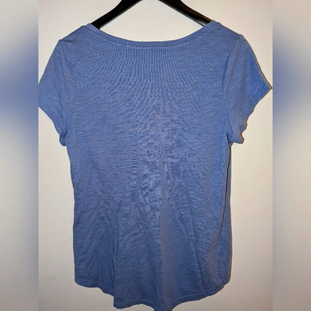 Basic Tee - Super Comfortable - Picture 3 of 3